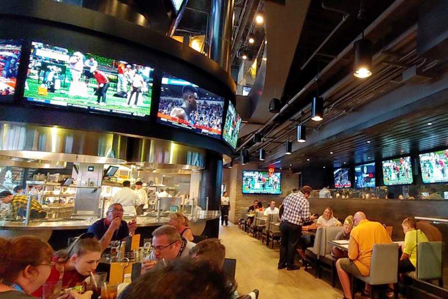 Orlando S Top 4 Sports Bars To Visit Now