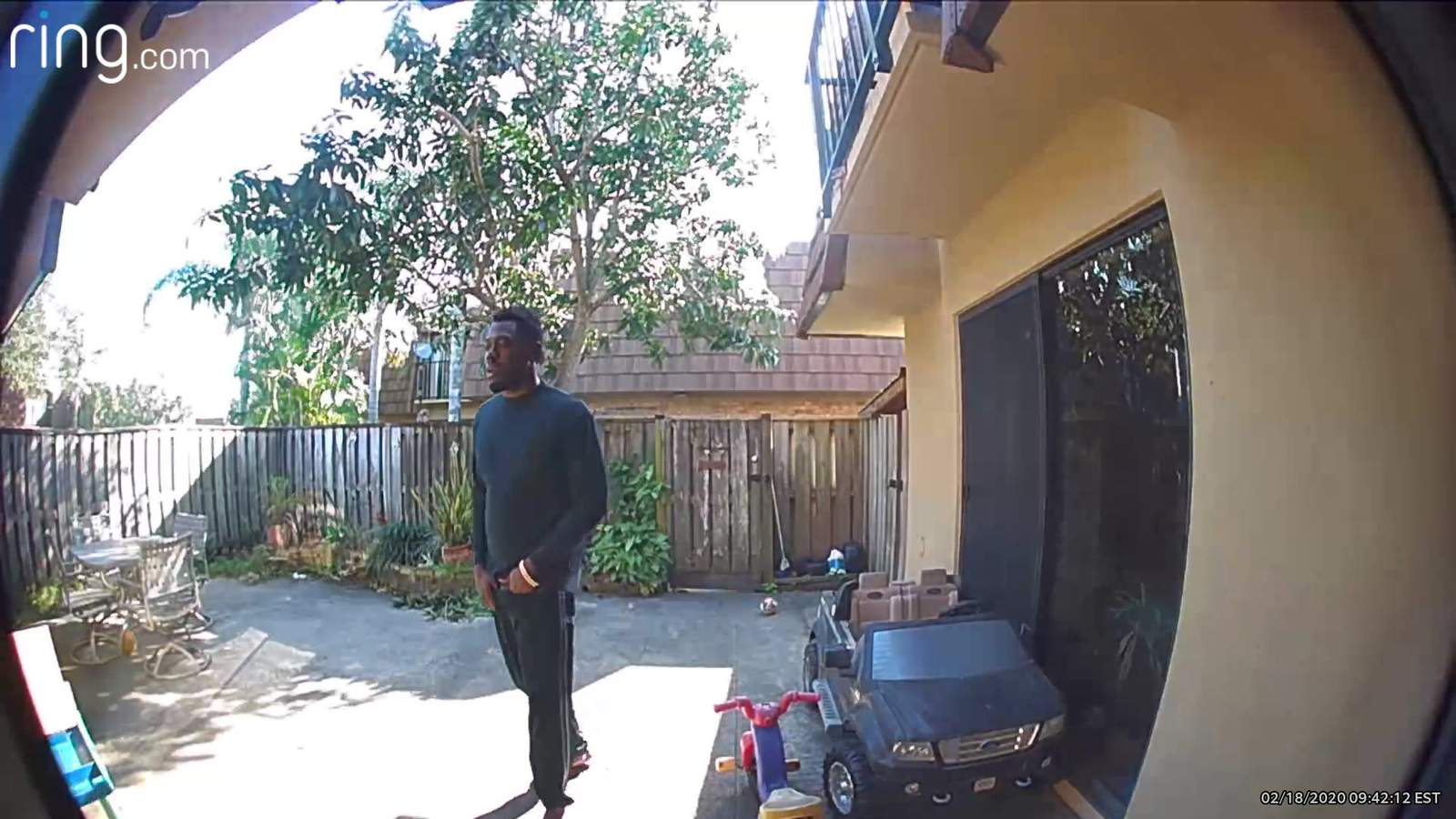 Orlando police ID man killed by officers, release images of attempted burglary