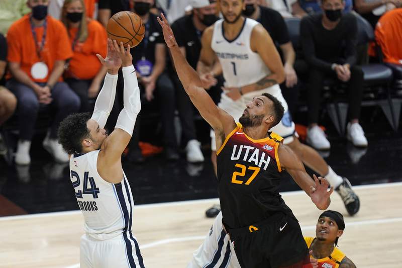 Jazz advance to 2nd round, beating Grizzlies in Game 5