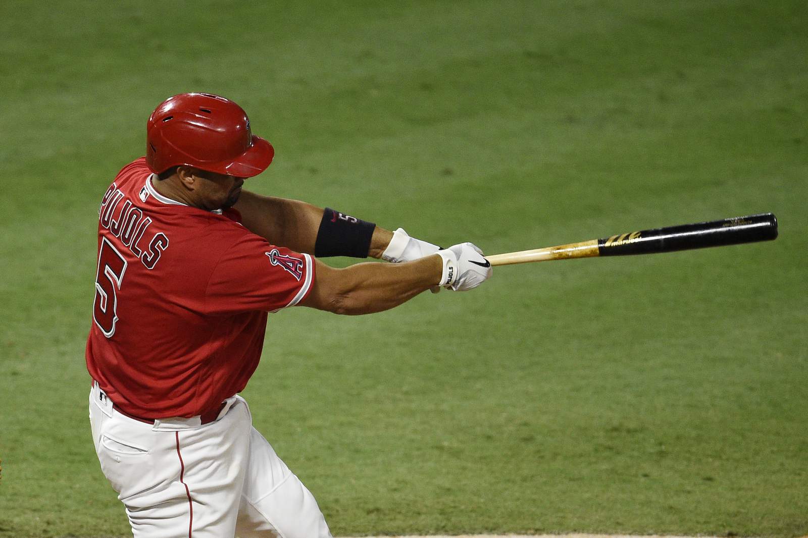 Pujols moves up, passes A-Rod on career RBIs chart