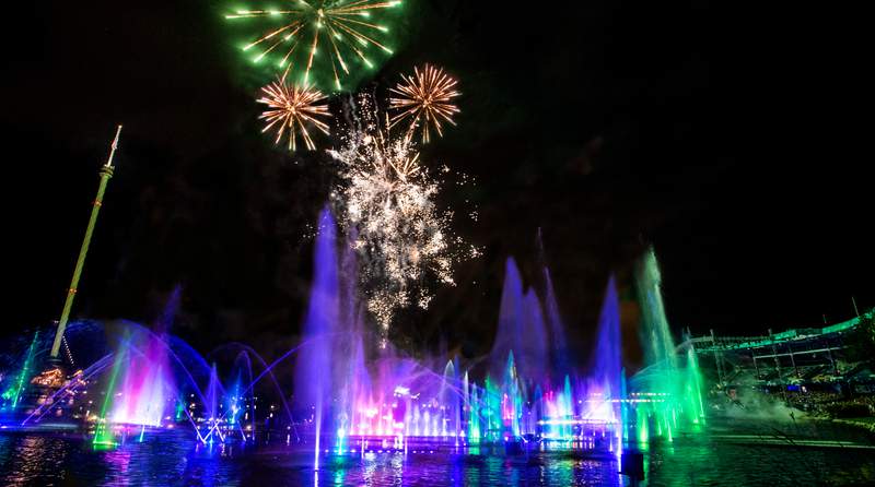 SeaWorld Orlando’s Electric Ocean shimmers with new offerings