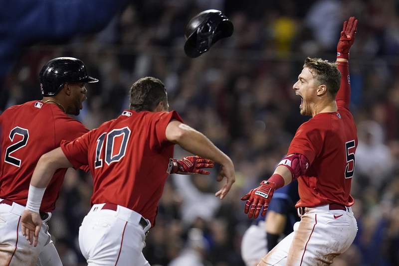 Walk it off: Red Sox eliminate Rays 6-5 with late sac fly
