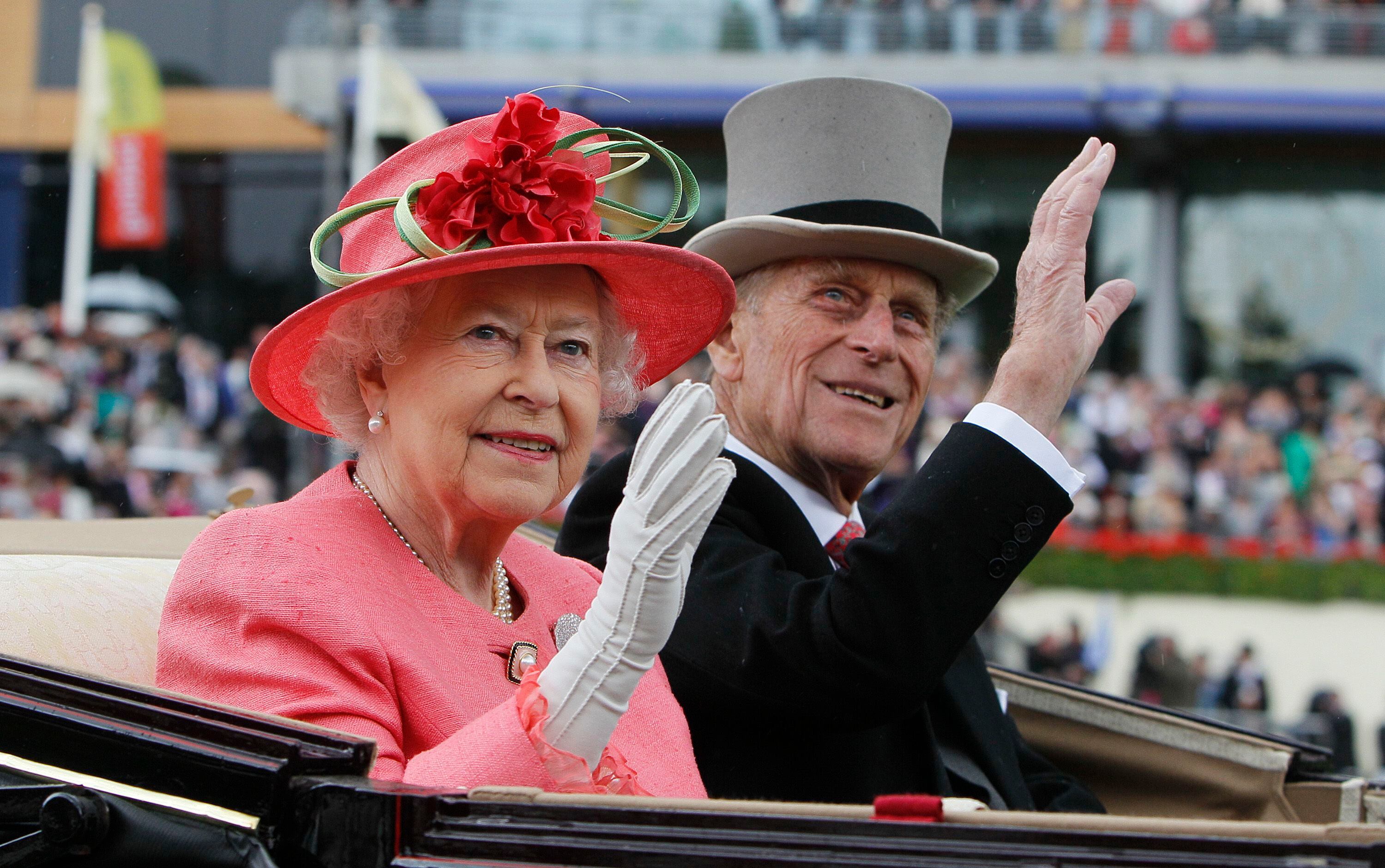 Queen enters ‘twilight’ of reign after farewell to Philip