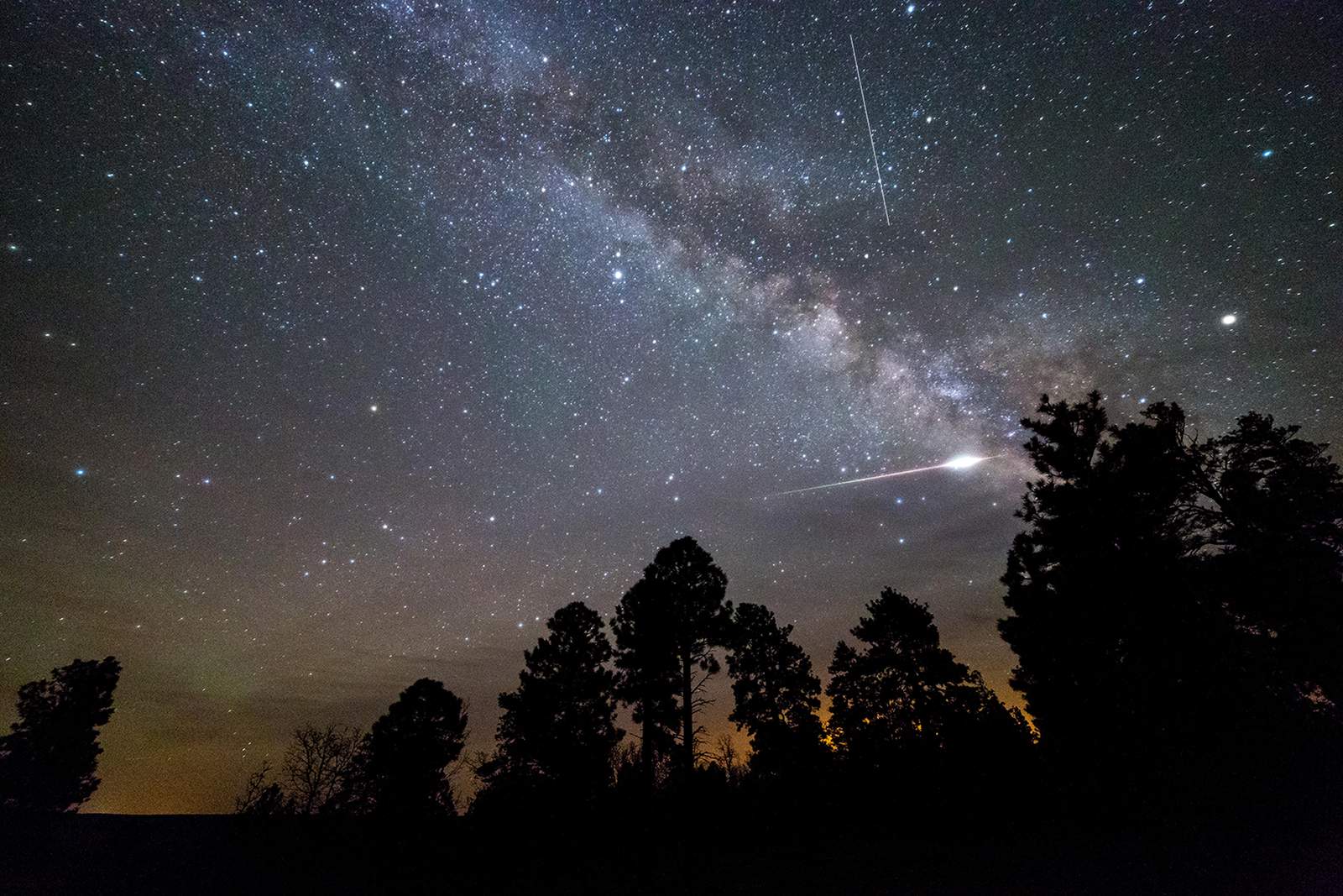 Look up: Halley’s Comet meteor shower and last supermoon of 2020 to dazzle sky this week
