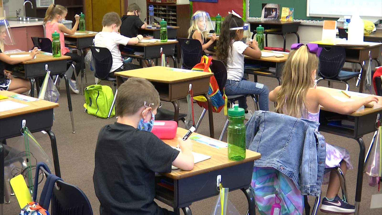 Marion County kindergarten class switches to online learning after COVID-19 exposure