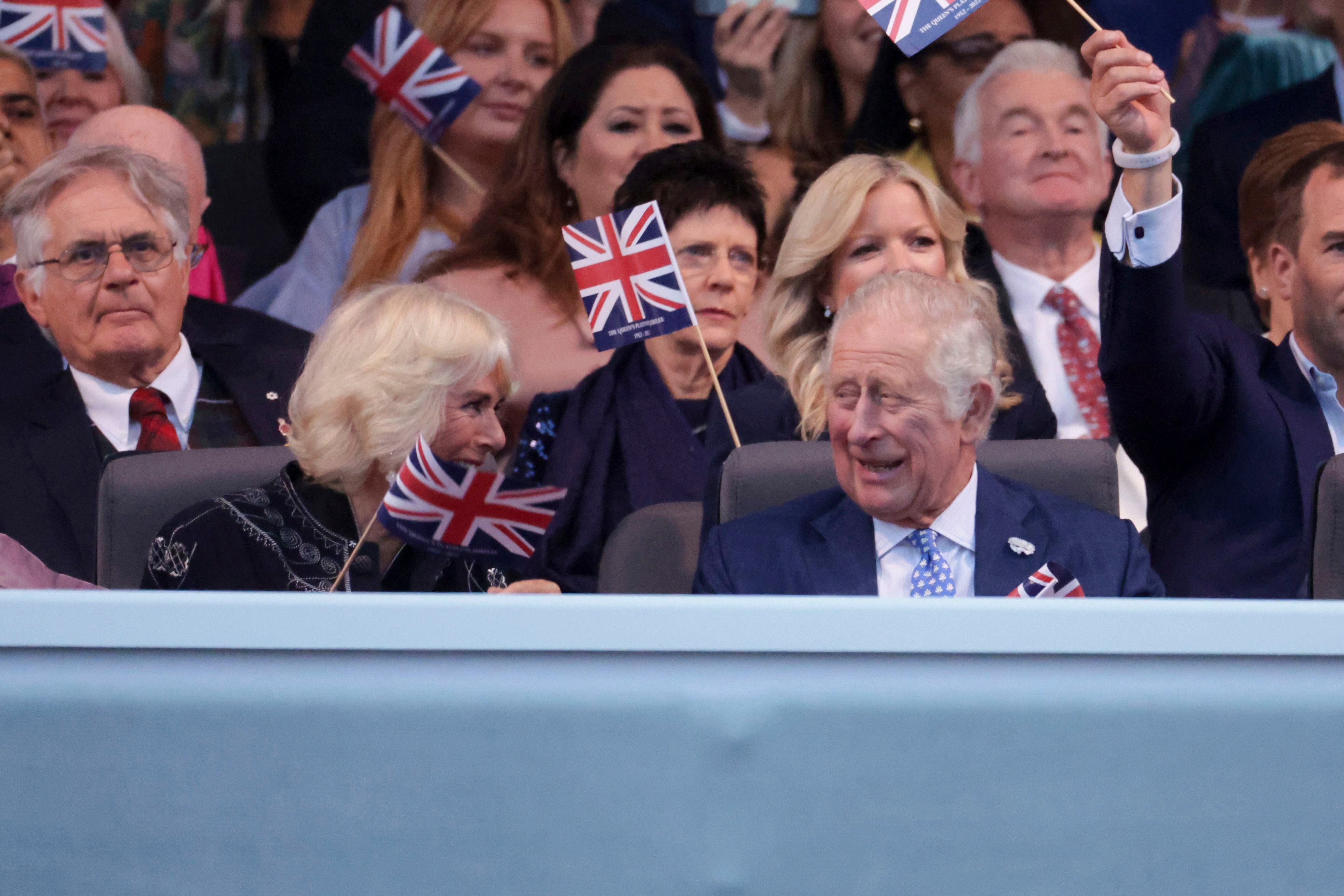 UK Queen shares secret with Paddington