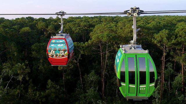 Disney gondolas reopen to guests after stranding passengers