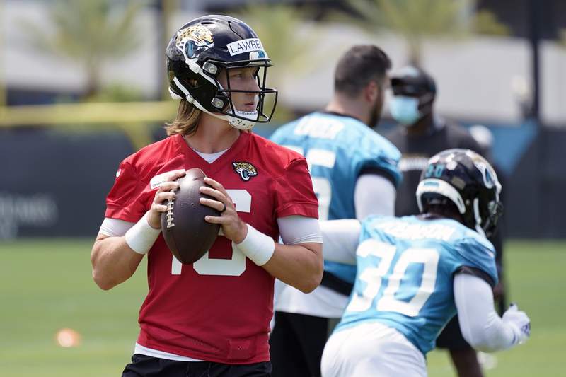 Jaguars hold out QB Lawrence because of hamstring tightness