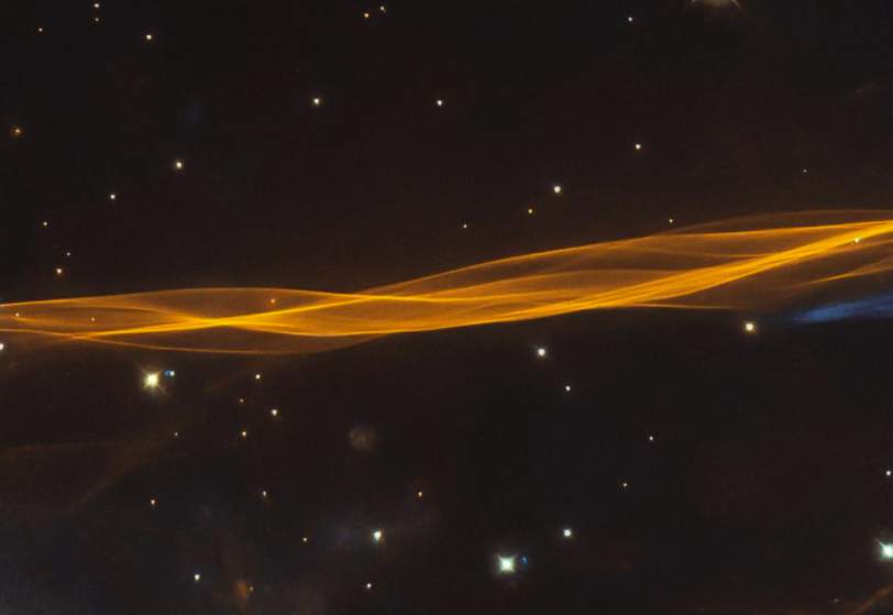 Hubble telescope captures remains of dead star, and its kind of pretty