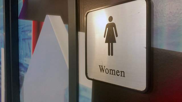 Florida university district fights transgender bathroom ruling