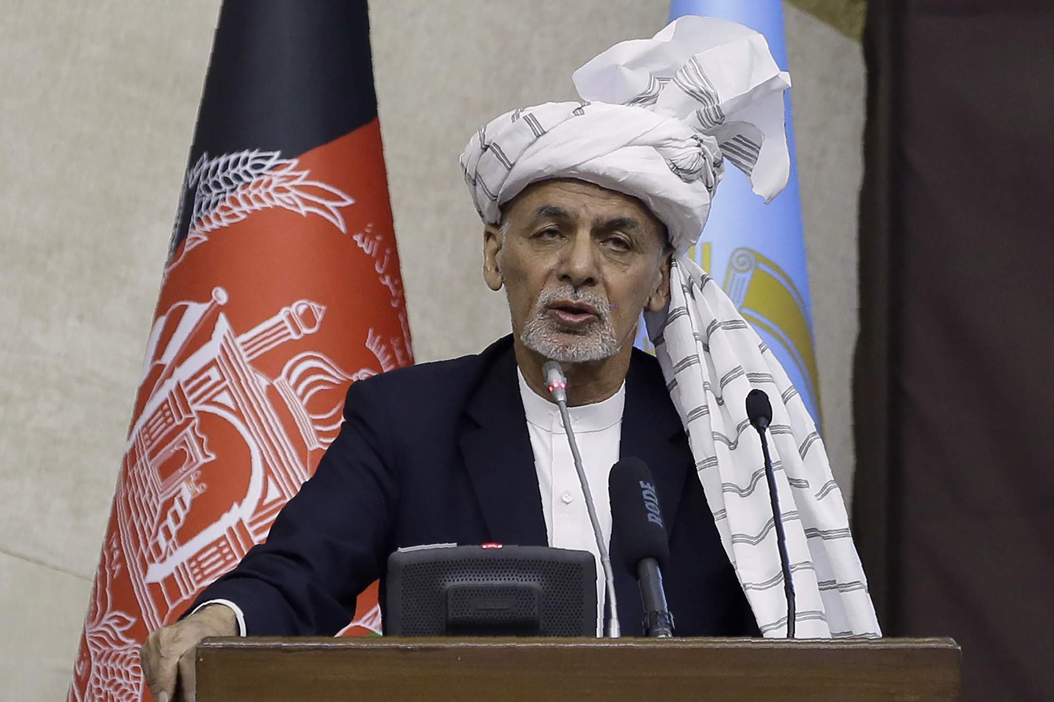 Afghan president appoints 2 ministers, angers ruling partner