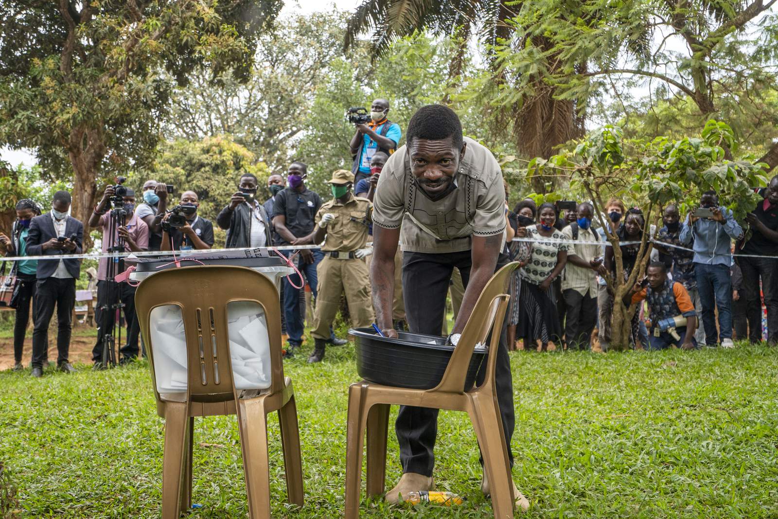 Judge orders Uganda's Bobi Wine freed from house arrest