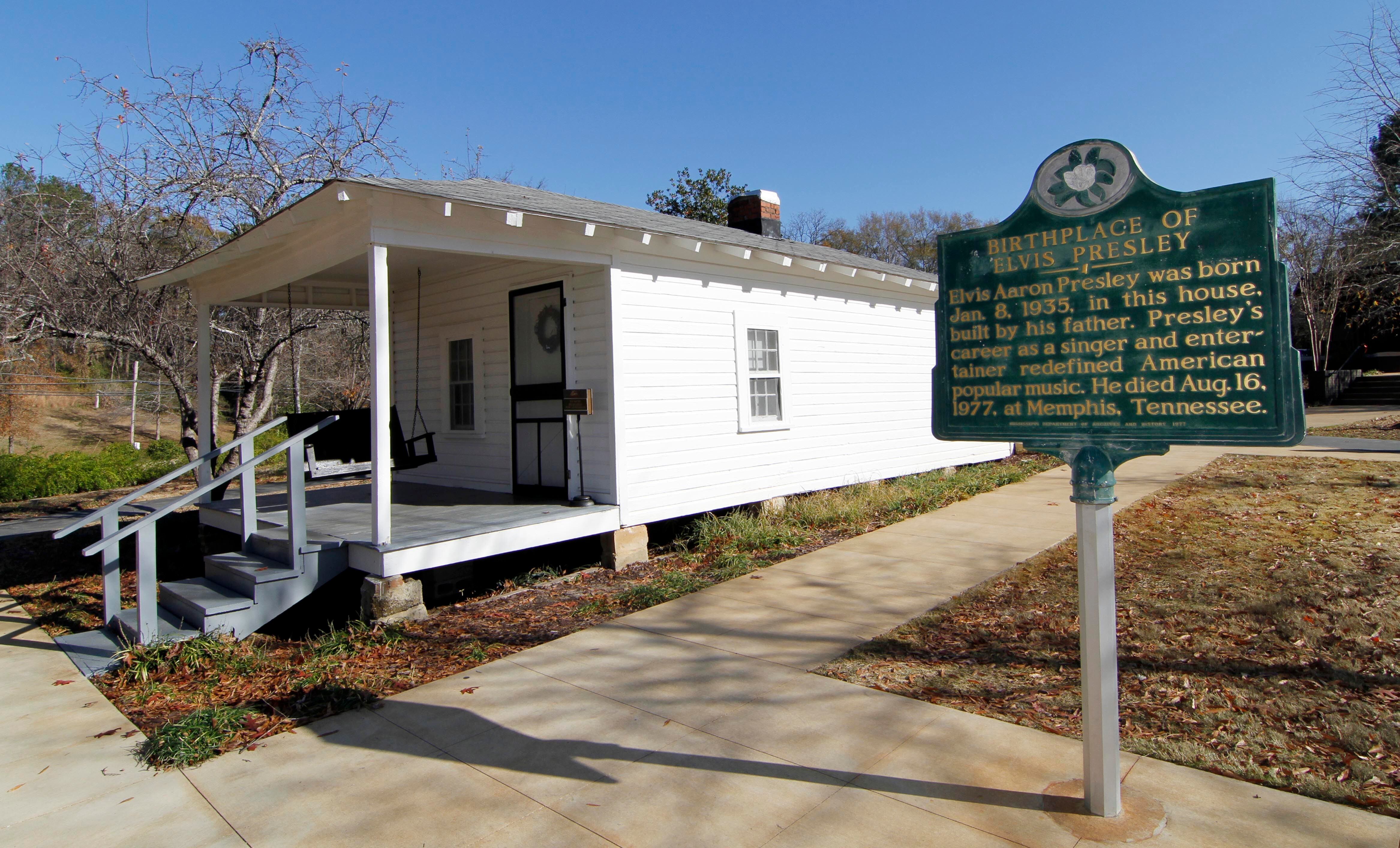 Elvis death anniversary increases tourism at his birthplace
