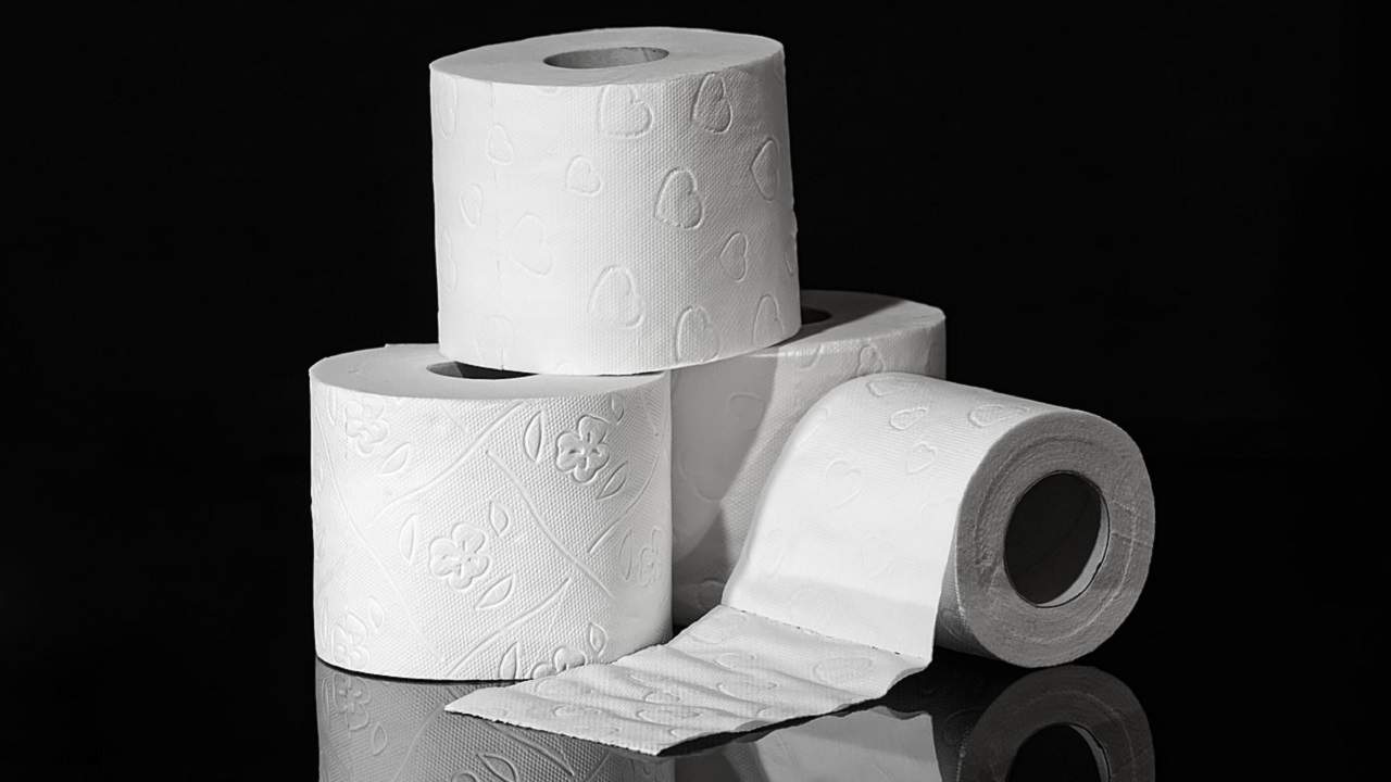 Family mistakenly orders 2,304 rolls of toilet paper