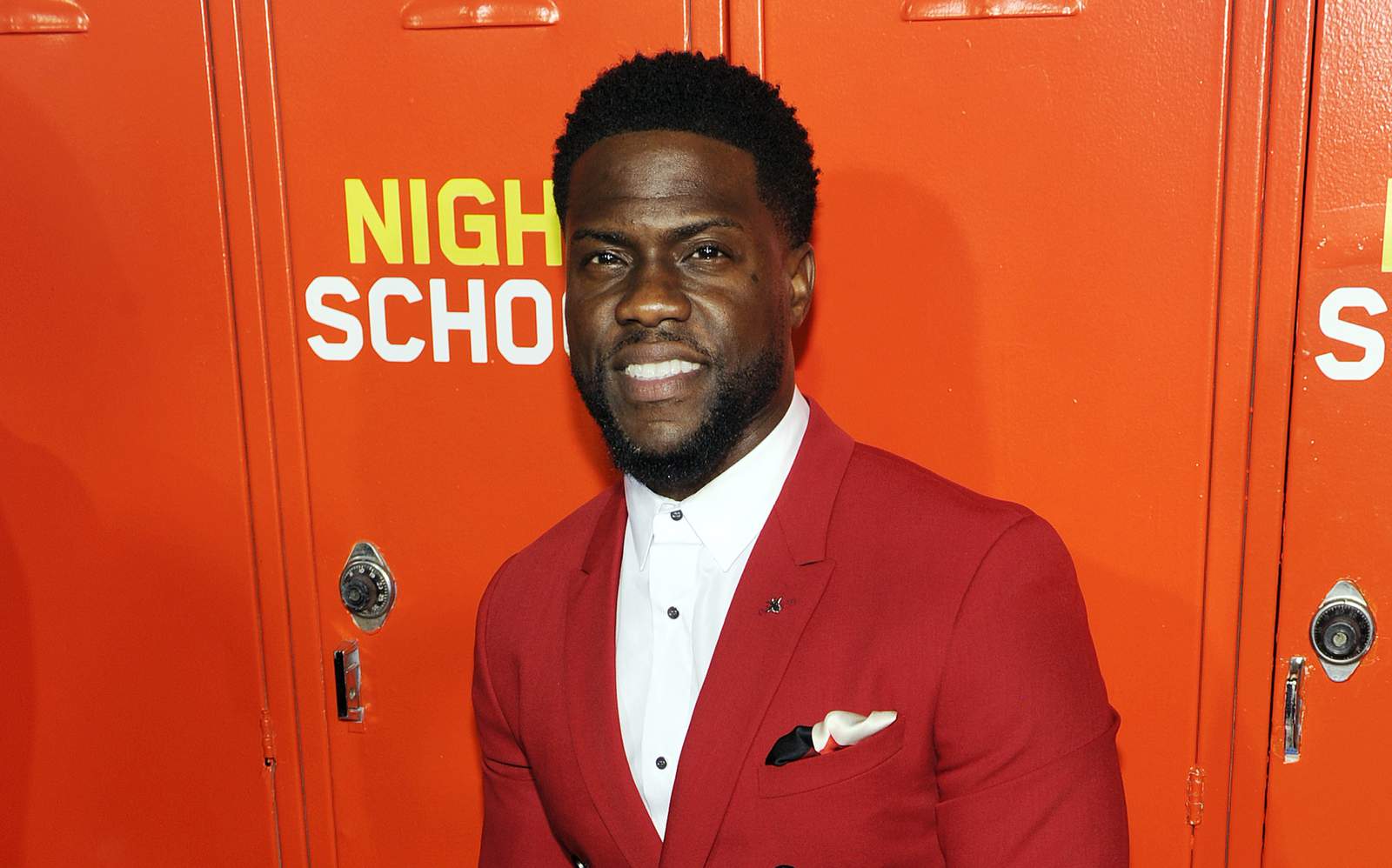 Kevin Hart to debut SiriusXM podcast with Seinfeld as guest