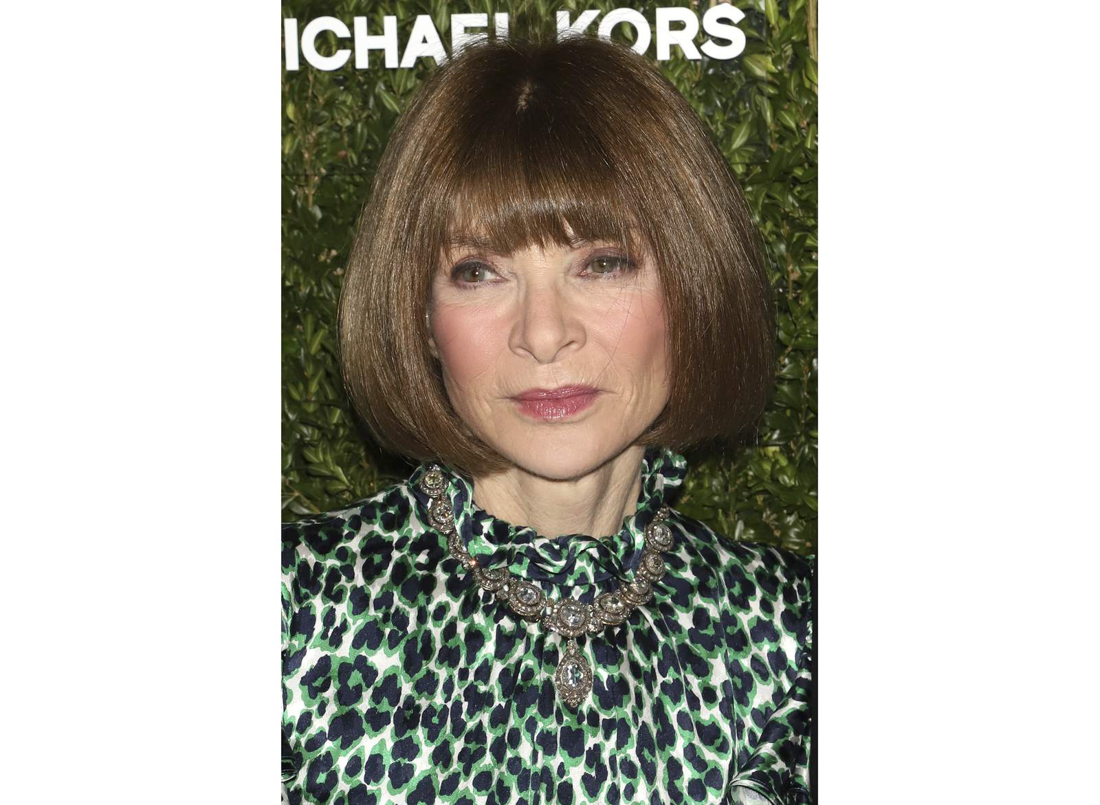 Anna Wintour apologizes for race-related `mistakes'
