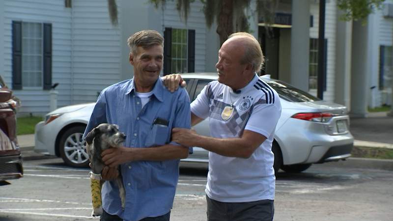 Social media post rallies community around homeless Florida veteran and his dog
