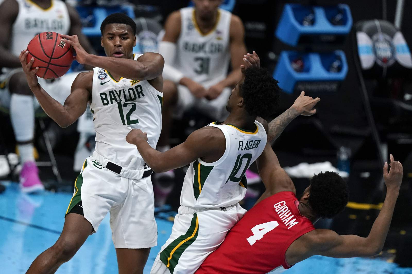 Bearing down: Baylor routs Houston 78-59 to reach title game