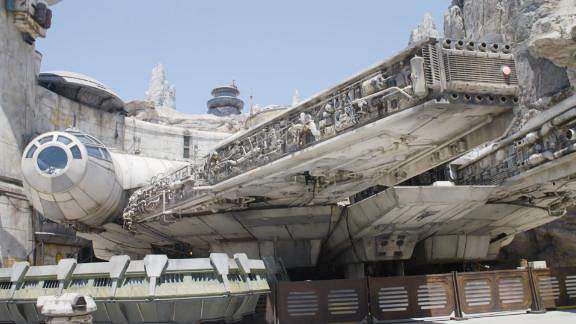 Guests at Disney World 'Star Wars' hotel will cruise into space