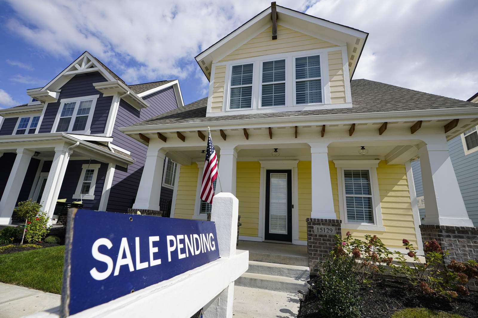 September existing home sales climb 9.4%, highest since '06