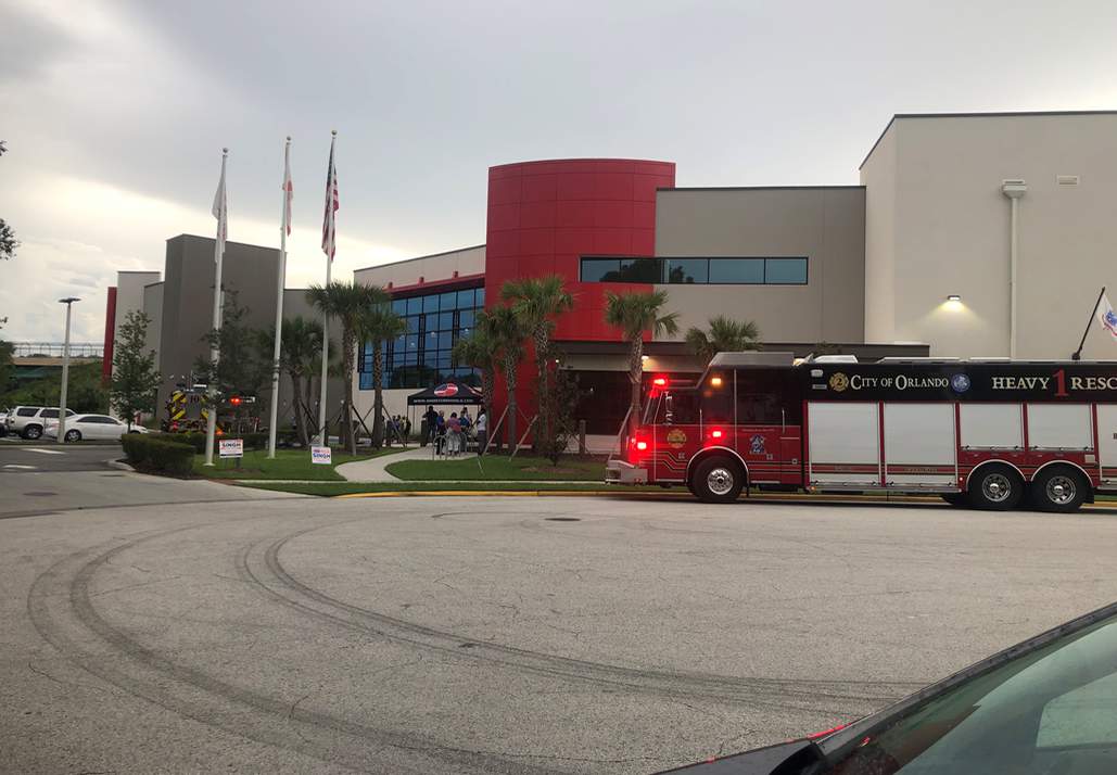Teen gets accidently locked inside showroom safe at gun range in Orlando