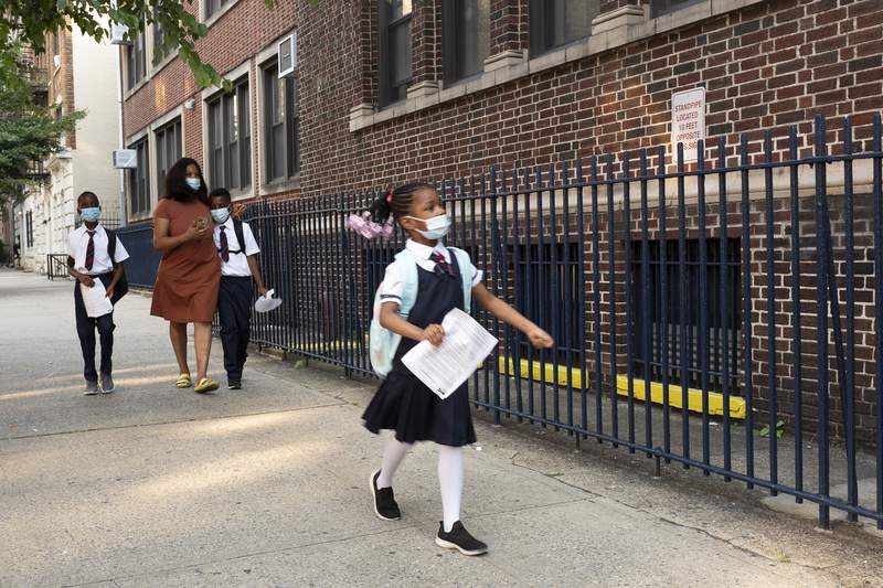School starts for 1 million NYC kids amid new vaccine rules