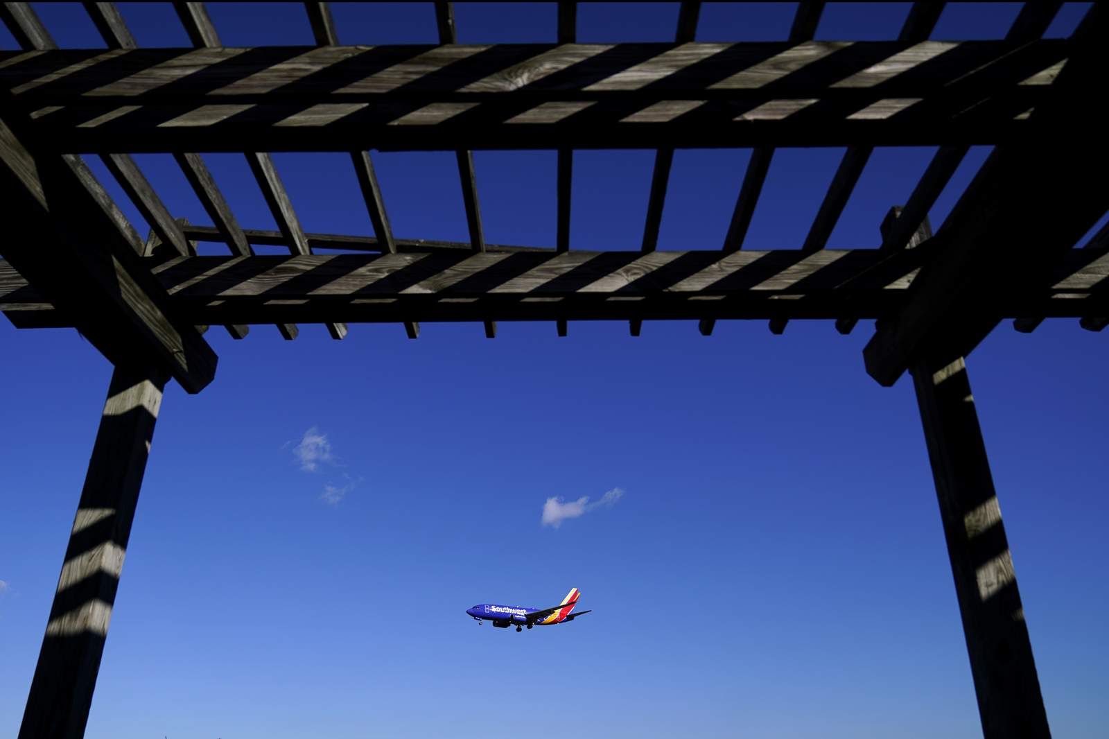 As virus cases spike, financial outlook for airlines dims