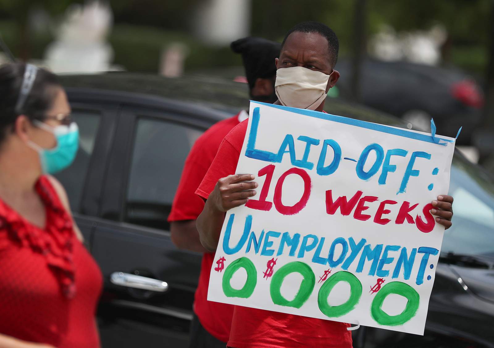 Florida seeks to boost unemployment benefits by $300 per week