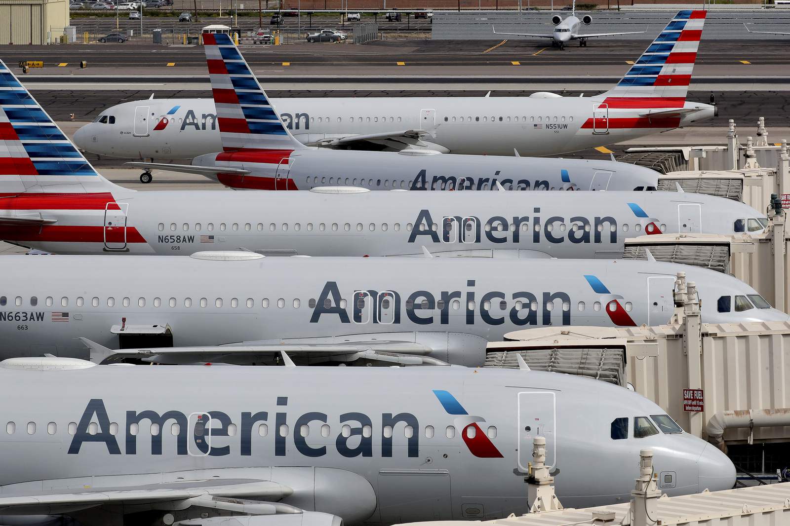 American Airlines, JetBlue form partnership during coronavirus pandemic
