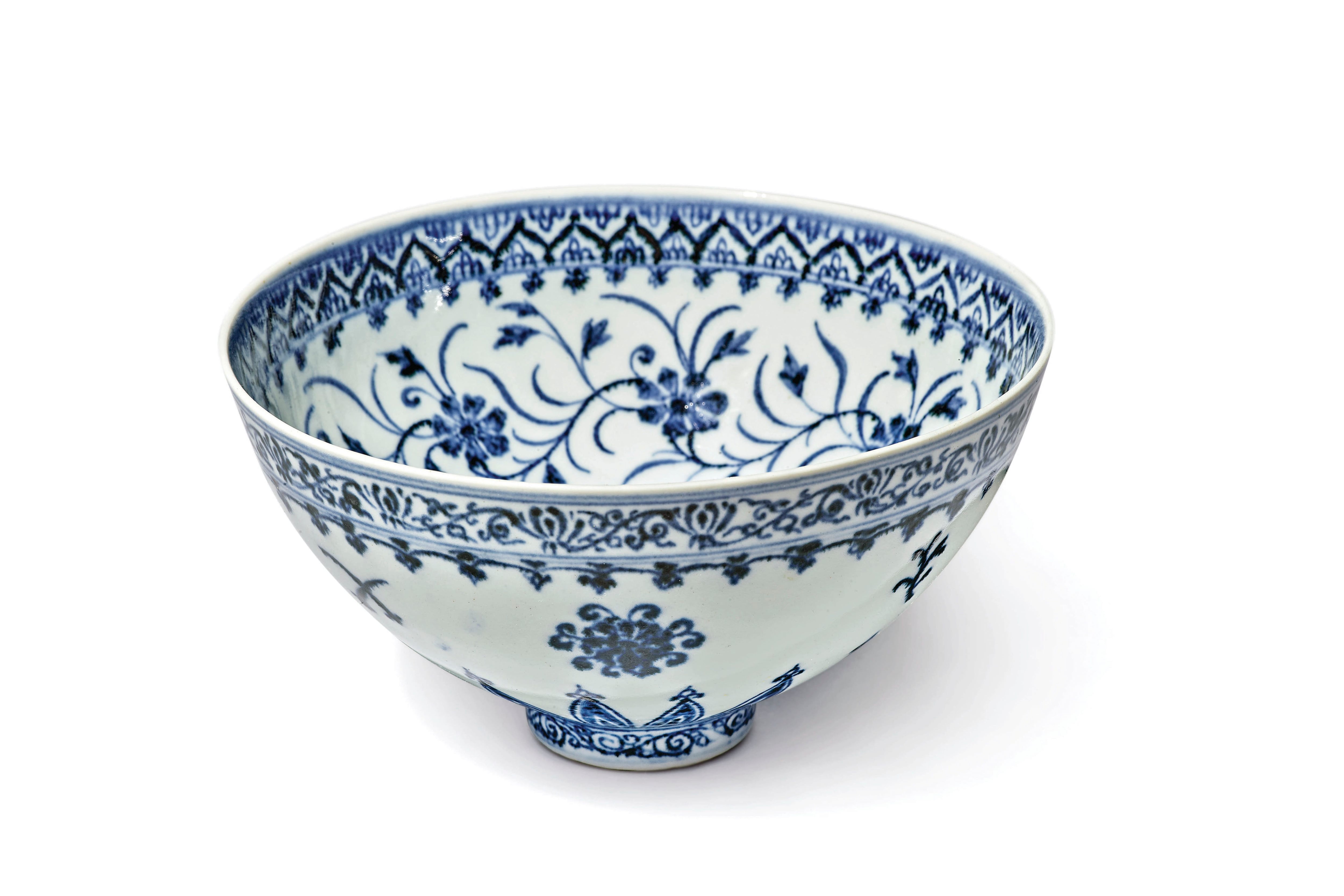 15th century bowl found at yard sale sells for $722,000
