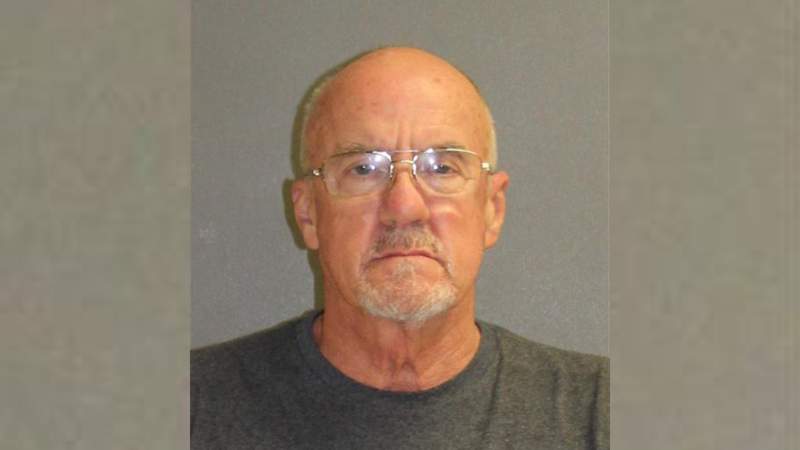 Former Volusia pastor sentenced to 20 years in prison after pleading no contest to child porn possession