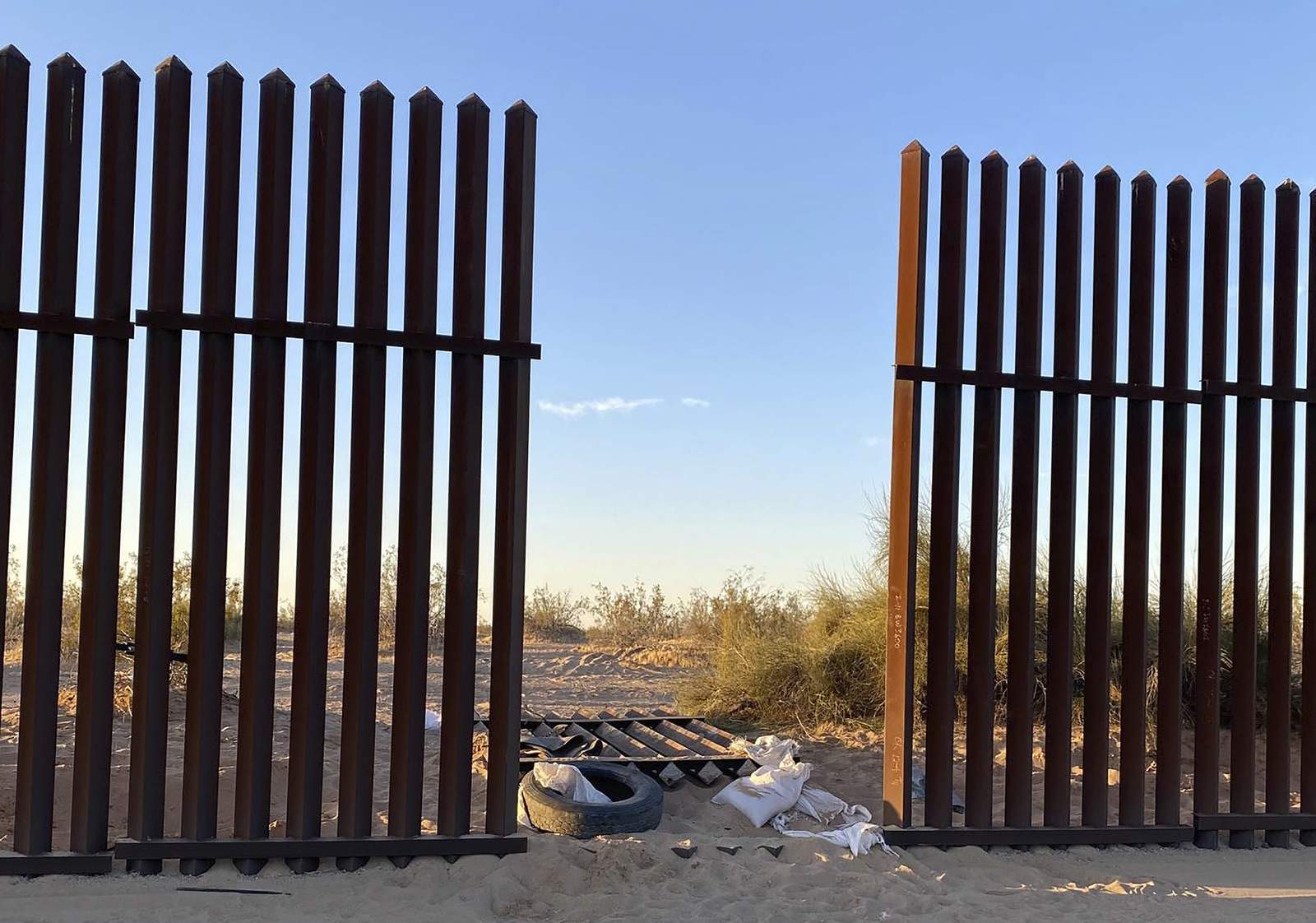 SUV in California crash came through hole in border fence with Mexico: AP