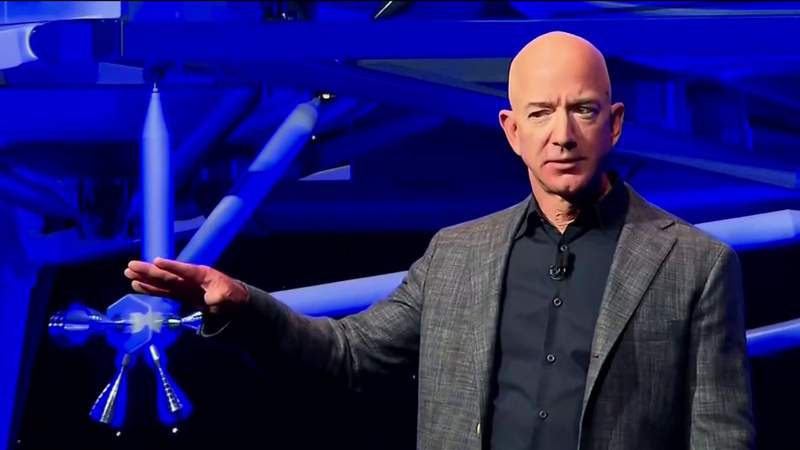 Jeff Bezos offers to shave off $2B for NASA human moon lander contract