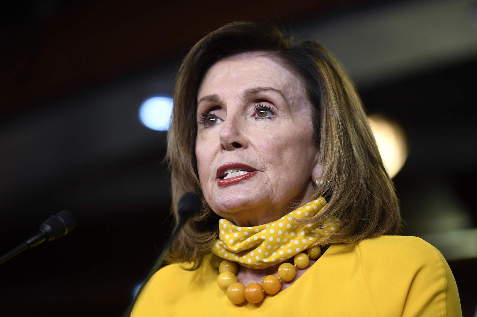 Pelosi requiring masks for lawmakers for House hearings