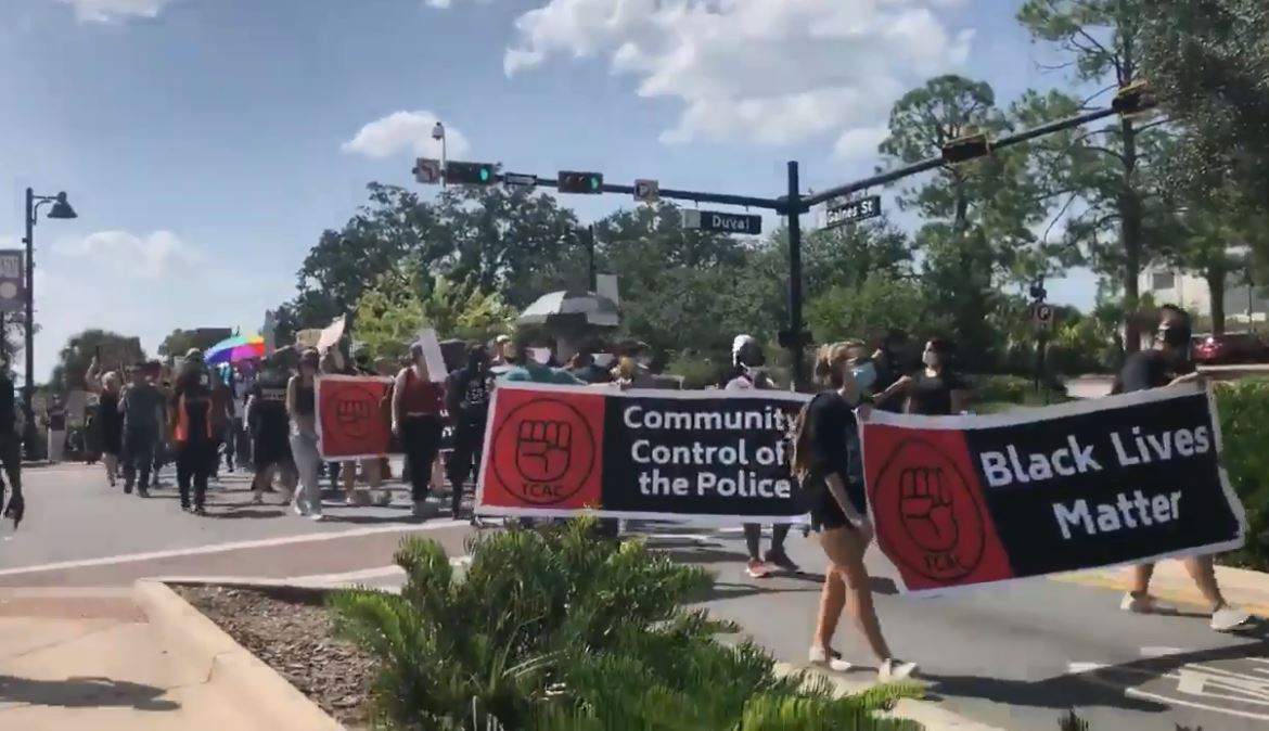 Florida activists released from jail after rally over police shootings