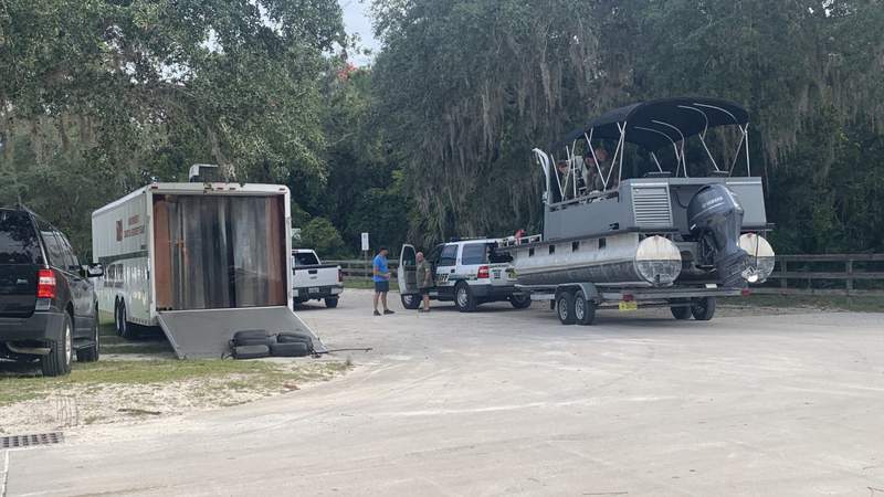 Search continues for missing boater at Sanford lake