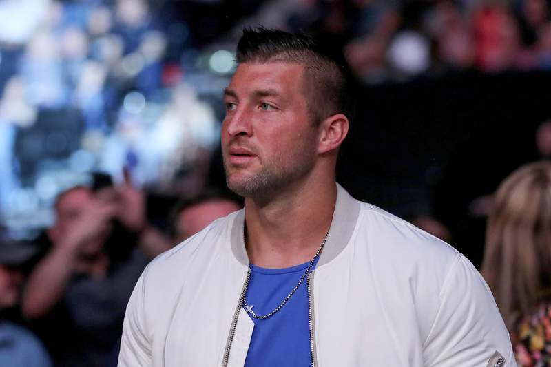 Jacksonville Jaguars planning to sign Tim Tebow, report says