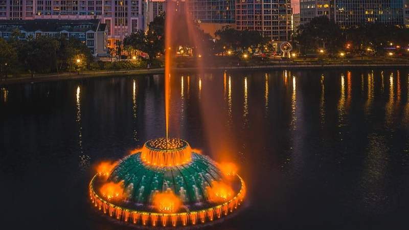 The Lake Eola fountain lights will glow amber Tuesday in honor of the lives lost to COVID-19. (City of Orlando)