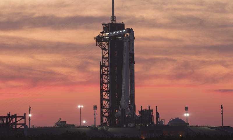 SpaceX aims for 3rd crew launch hour before Friday's sunrise