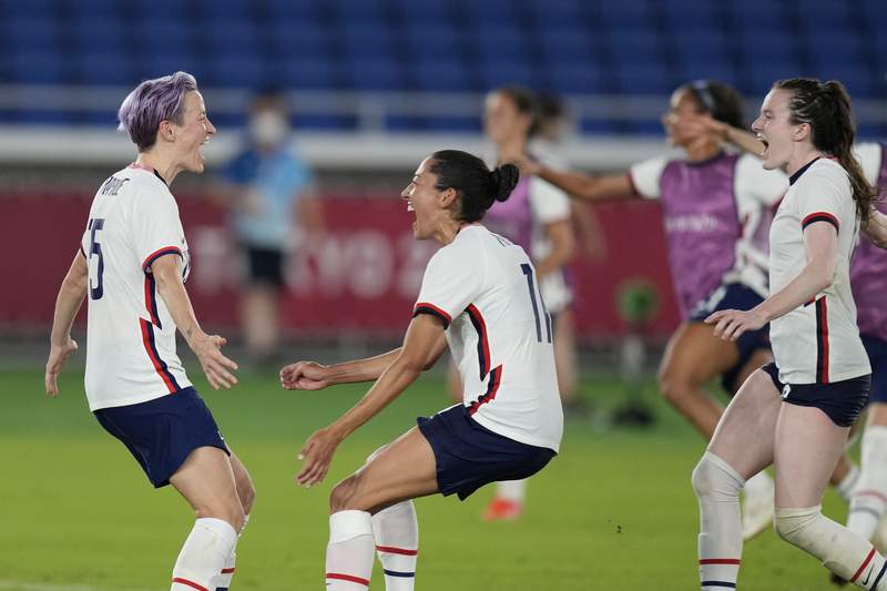 Megan Rapinoe converts as US gets past Netherlands on penalty kicks