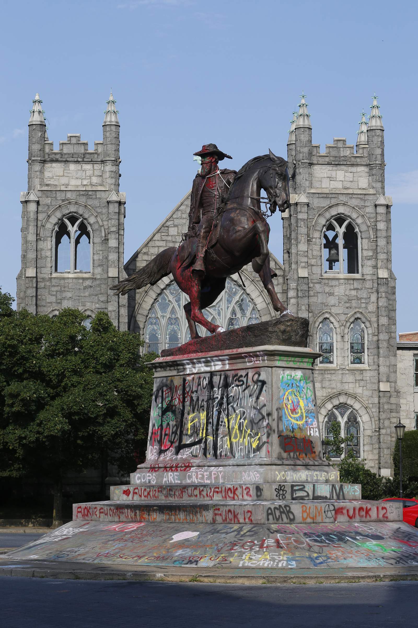 Richmond removing statue of Confederate Gen. J.E.B. Stuart