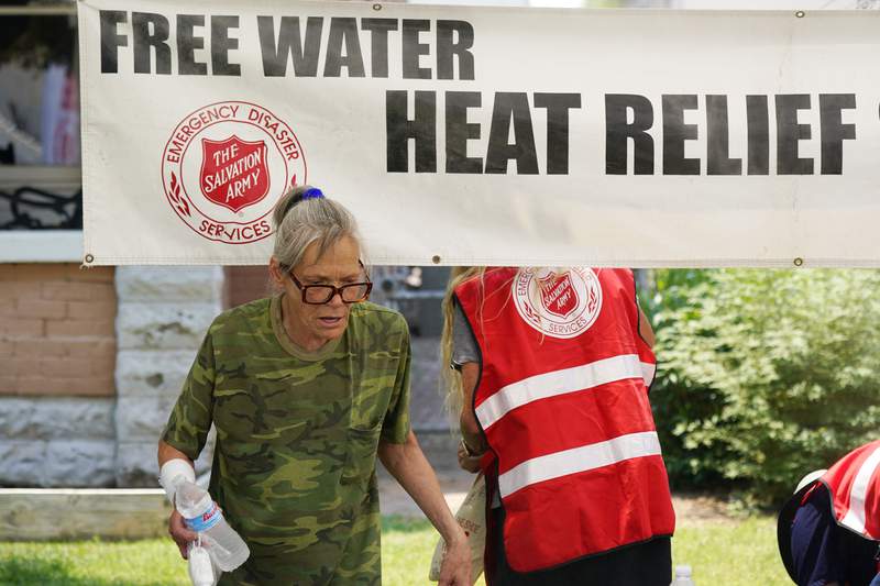 US West swelters in record-busting heat, risking wildfires