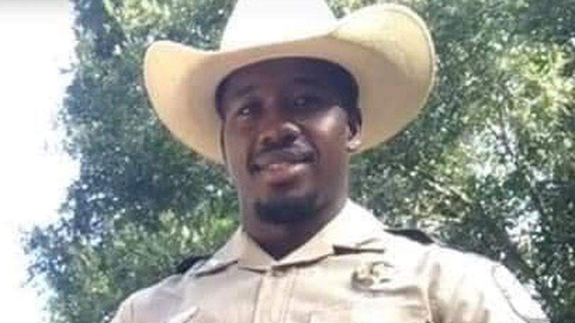 Off-duty Florida wildlife officer fatally shot while trying to stop driver