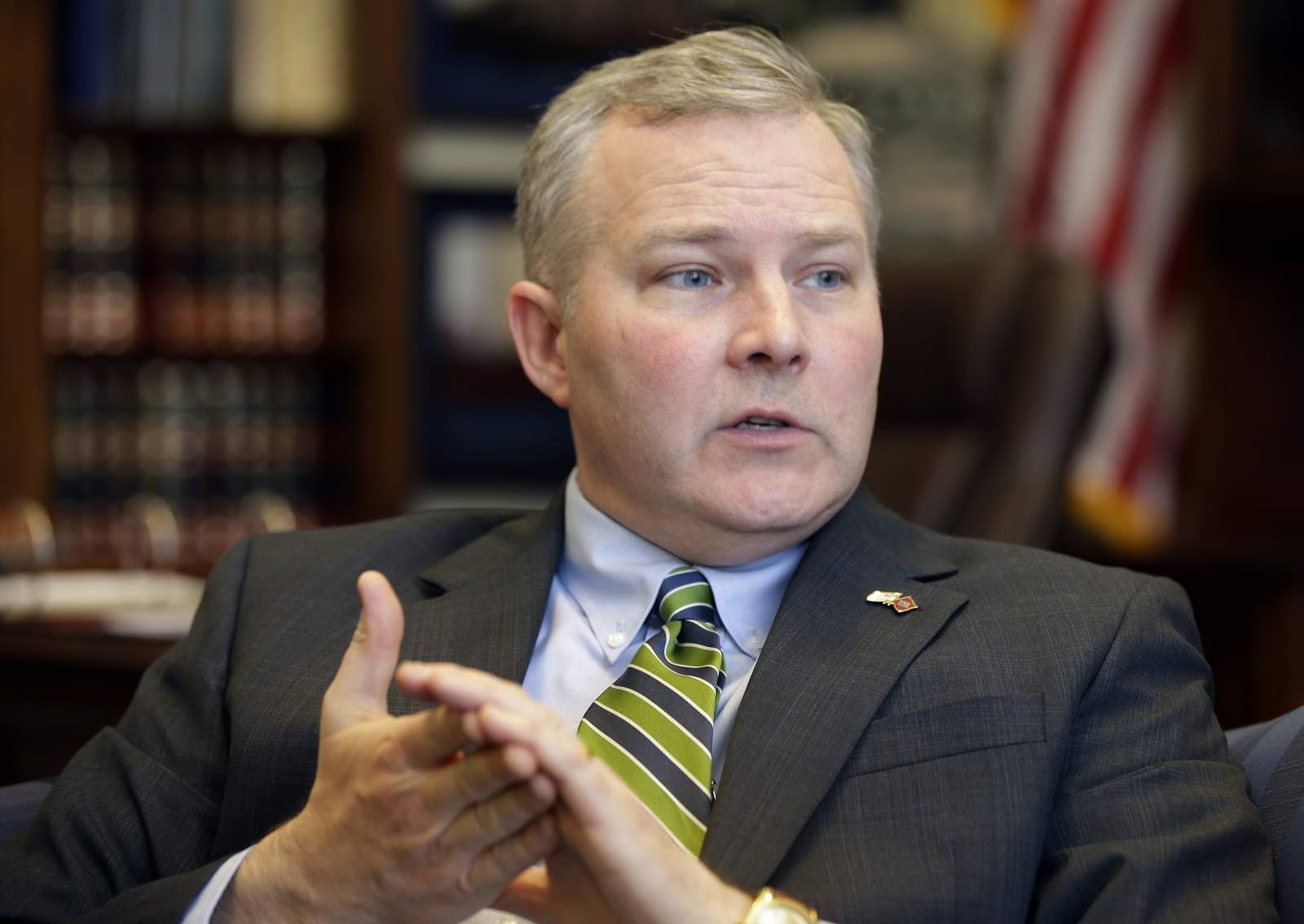 Lt. Gov. Griffin drops Arkansas governor bid, to run for AG