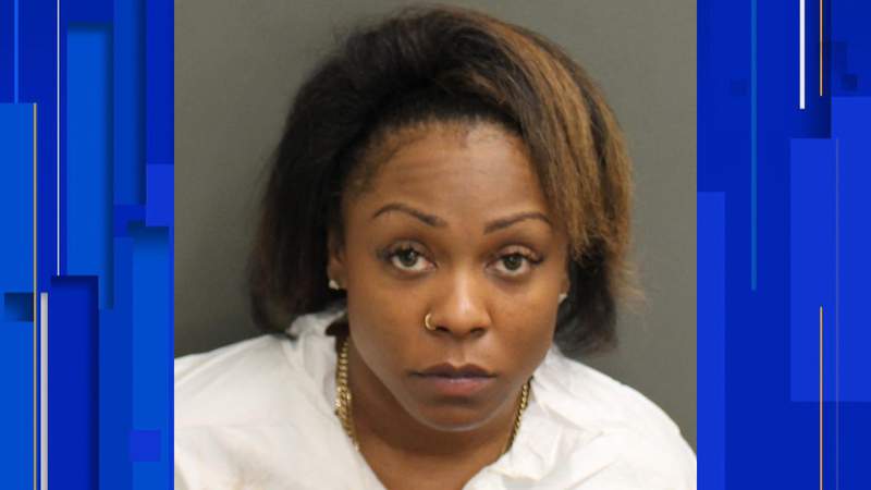 Woman arrested in connection to shooting of man inside downtown Orlando restaurant, police say
