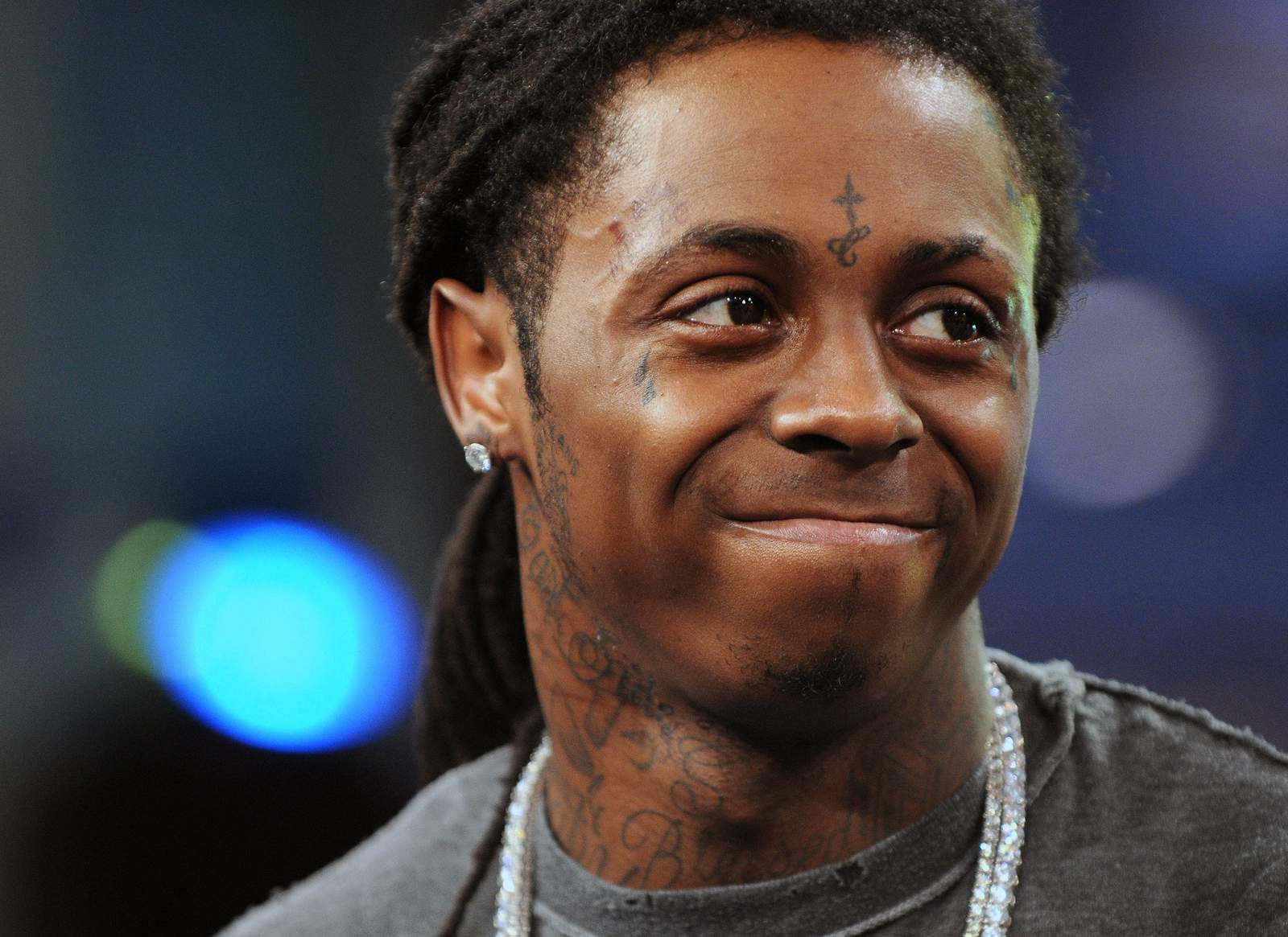 Rapper Lil Wayne pleads guilty to federal weapons charge