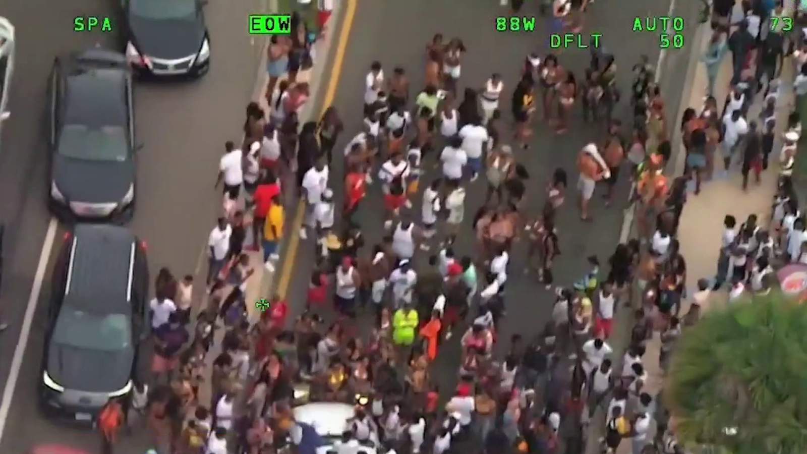 Video: Massive crowds gather in Daytona Beach; residents fear for their safety