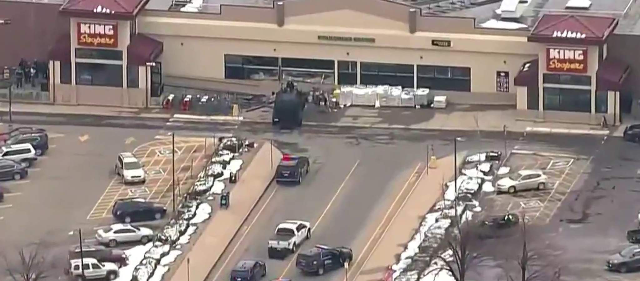 10 people, including ‘heroic’ officer, killed in Colorado supermarket