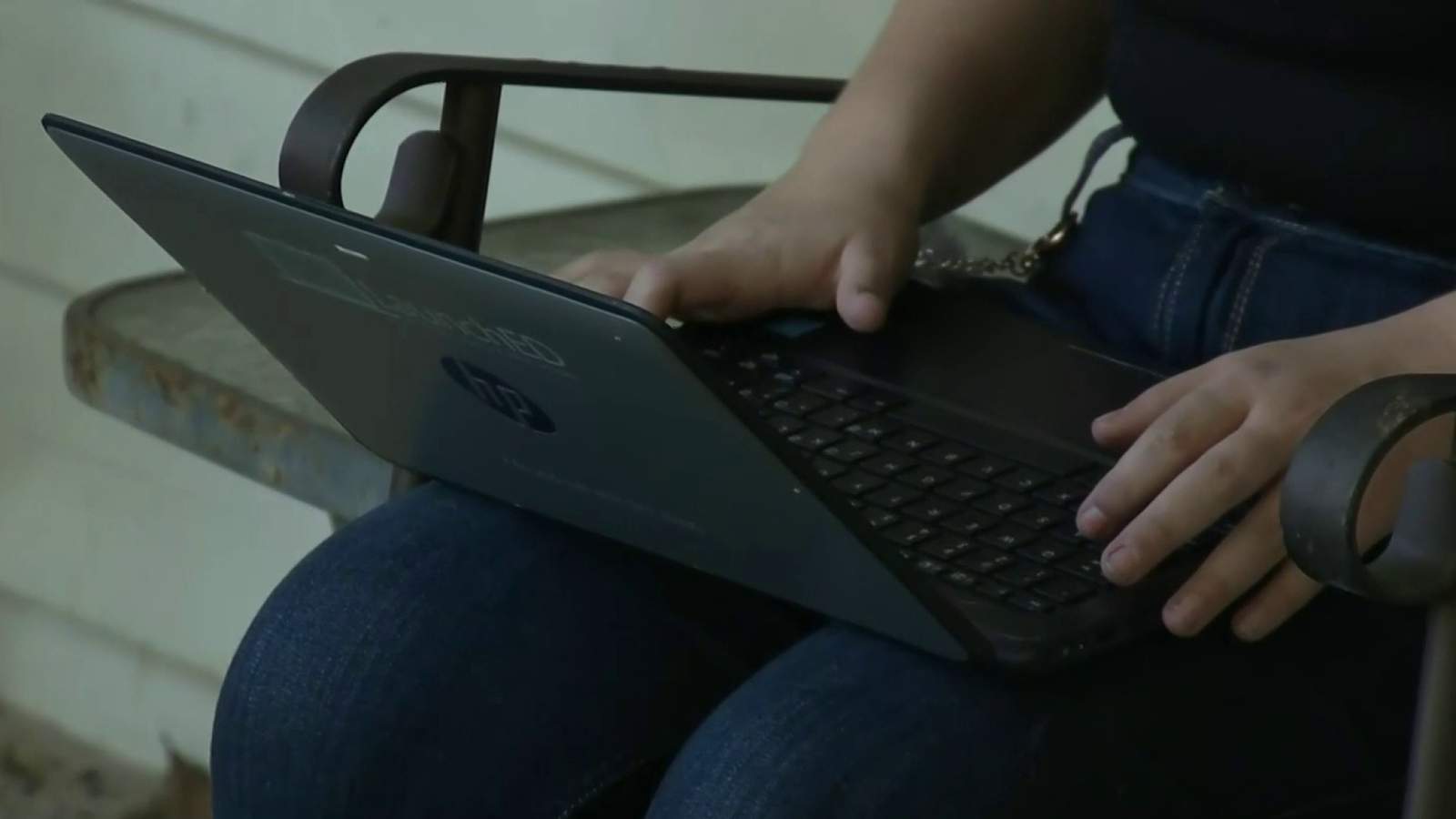 Orange County parents hope for smooth start with virtual learning