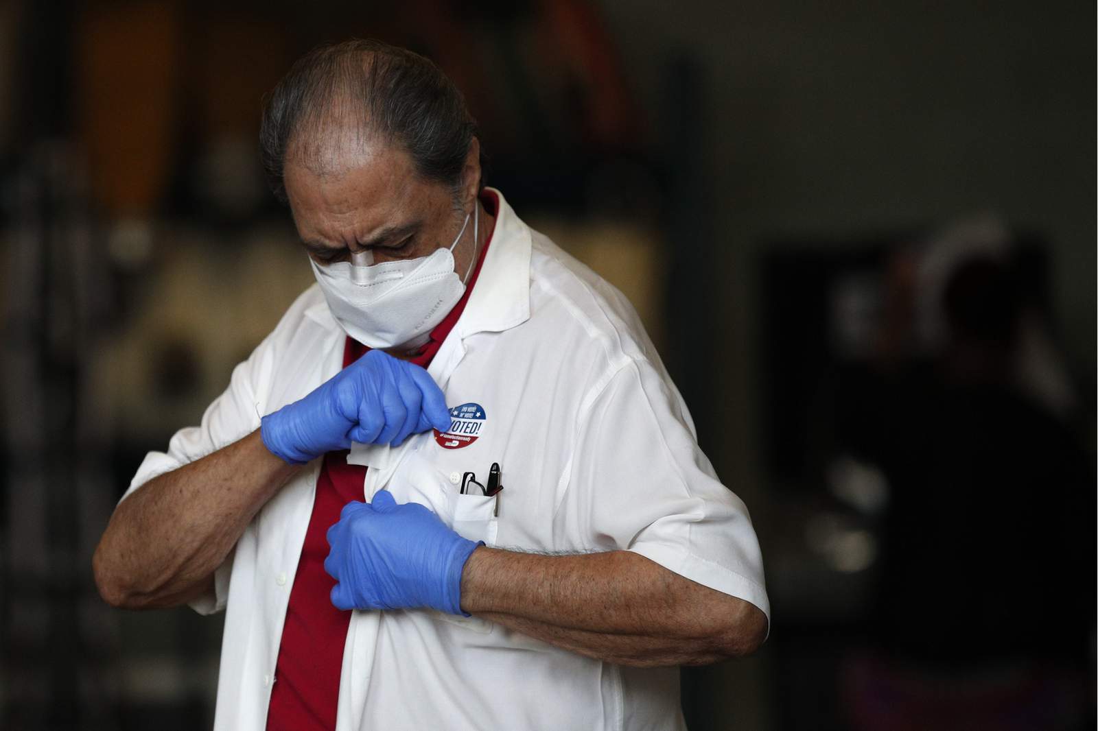 Virus hospitalizations surge as pandemic shadows US election